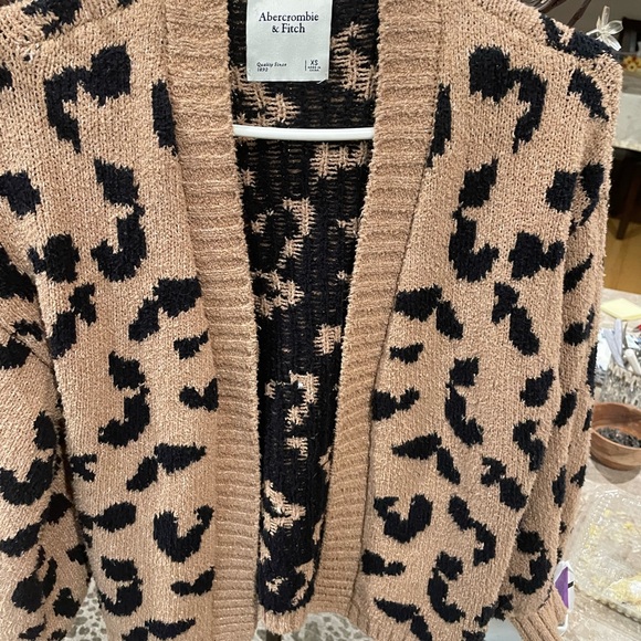 Jacket - Picture 1 of 4